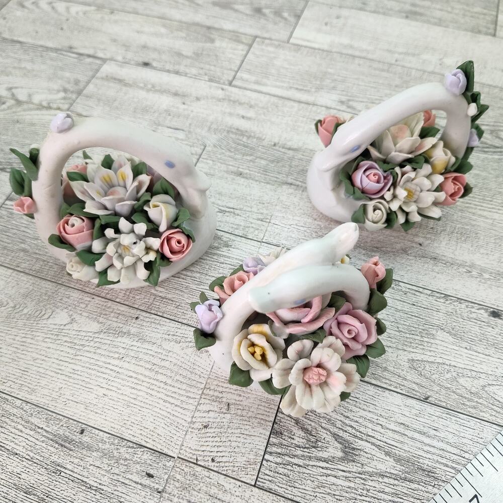 Set of 3 Floral Basket Ceramic Swan Figurines Table Decor Bridal Shower Accent - Picture 10 of 12